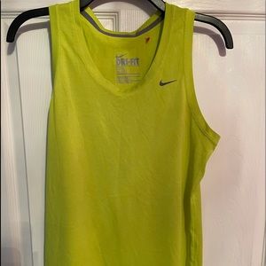 Euc womes nike tank top sz large